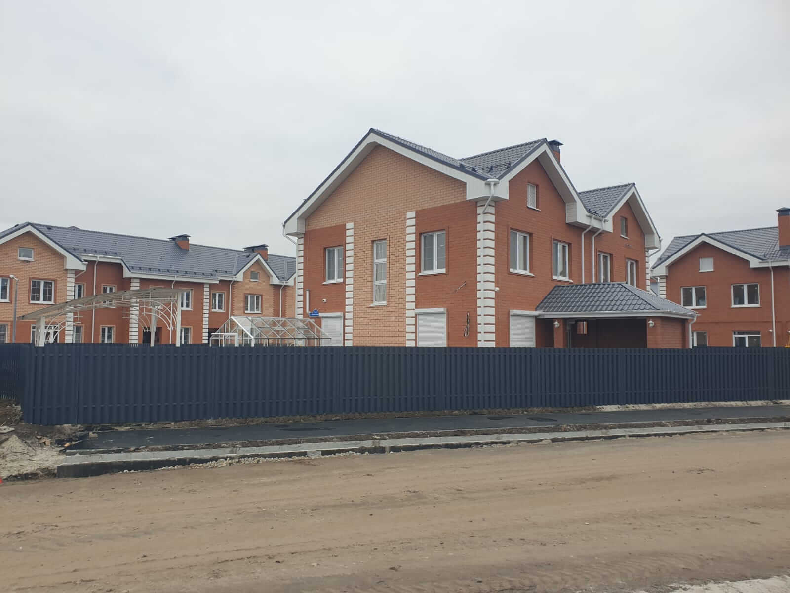 Забор из штакетника 230м Серый Графит фото3 в Владимире