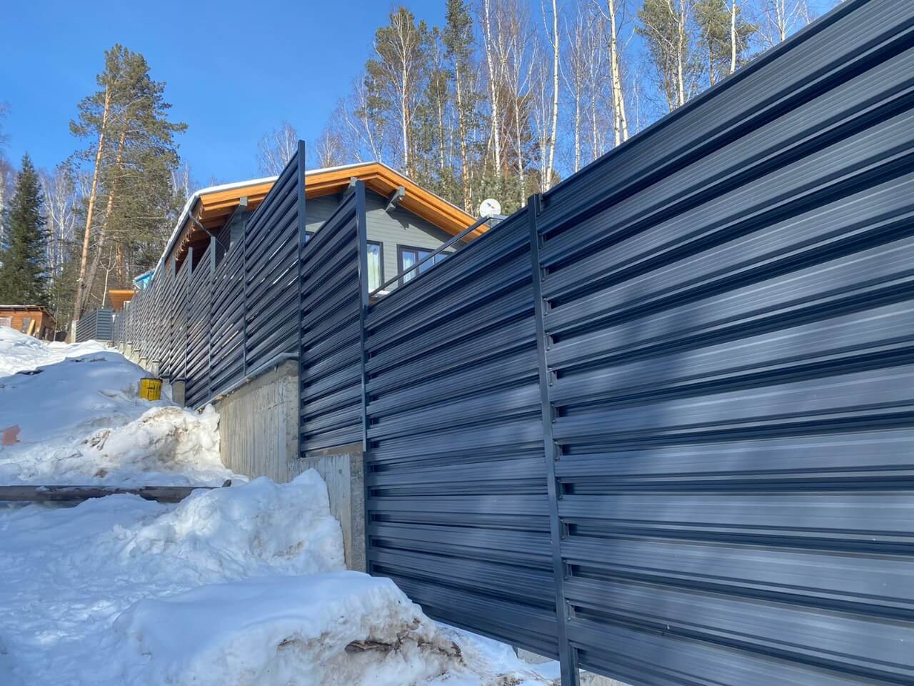 забор из штакетника 130м ral7024/7024 серый графит фото5 в Владимире