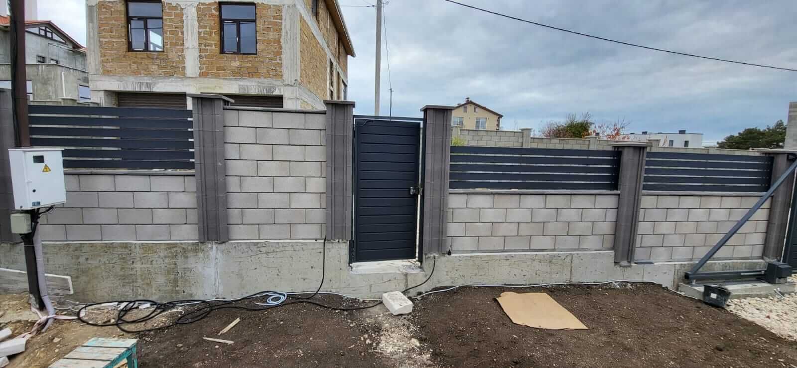 Забор-ранчо из металлопланкена 28м RAL7024 Серый Графит МАТТЕ фото 6 в Владимире