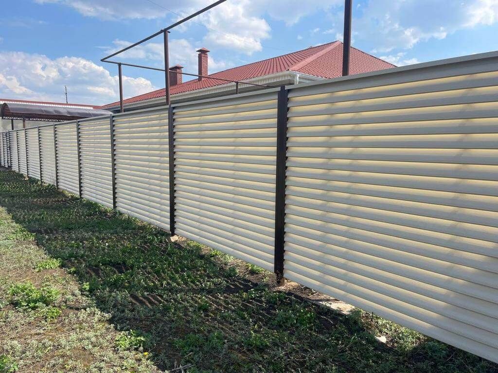 Забор из ламелей Еврожалюзи 25м RAL1015/1015 Слоновая Кость двусторонний фото 2 в Владимире