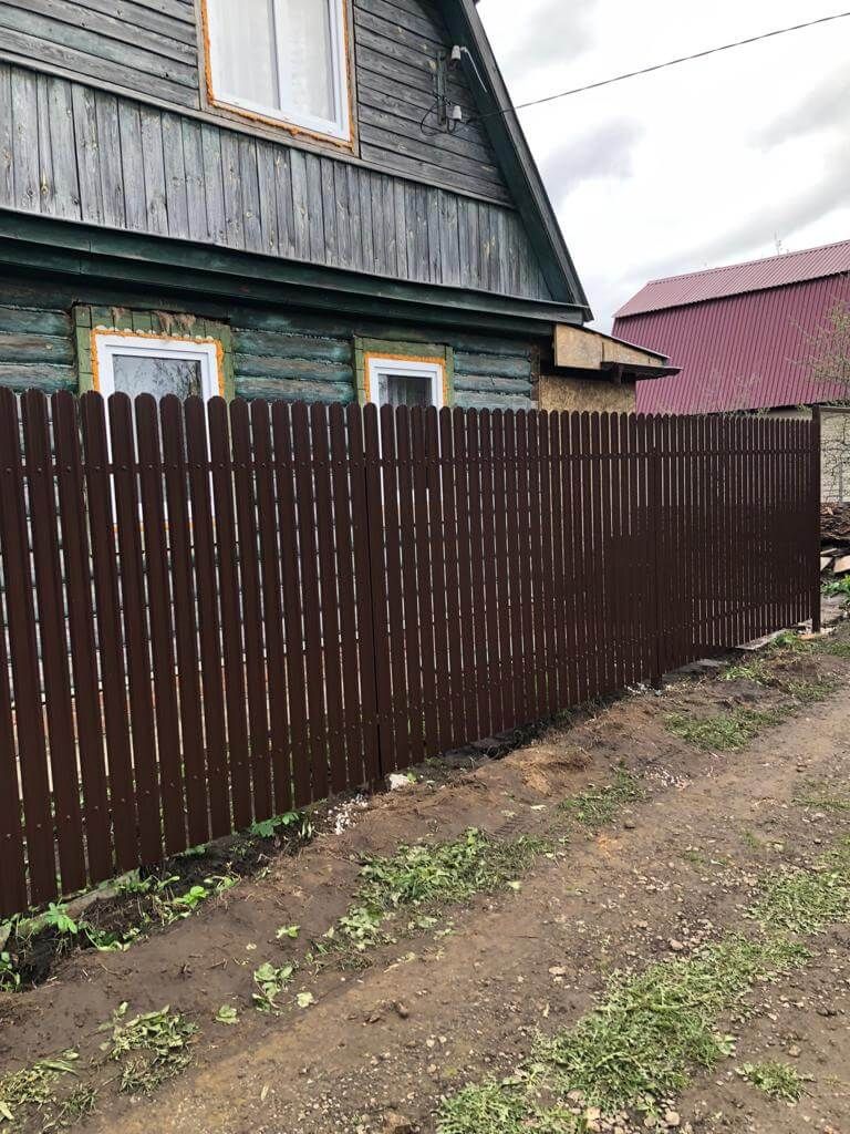 Забор из штакетника ЭКО-М 22м RAL8017/8017 Шоколад двусторонний в Владимире