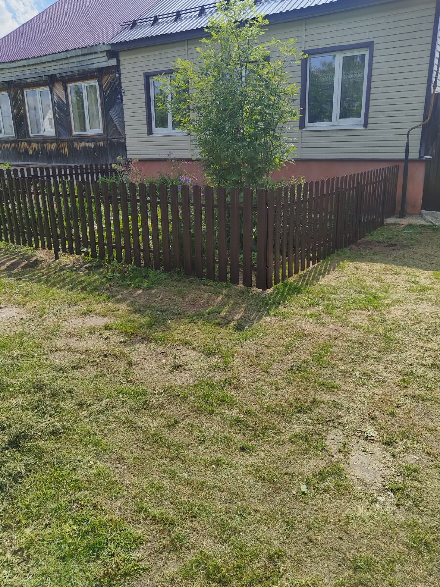 Забор из евроштакетника 18м RAL8017/8017 Шоколад двусторонний фото 1 в Владимире