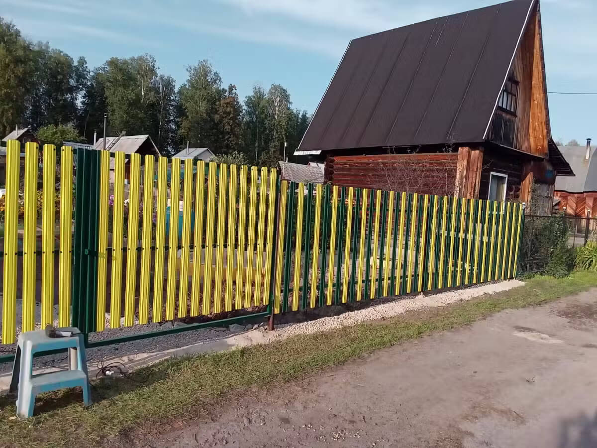 Забор из евроштакетника 13м RAL1018 Желтый фото 3 в Владимире