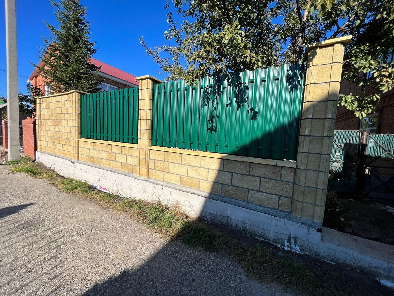 Забор из евроштакетника 22м RAL6005/6005 Зеленый Мох двусторонний фото 4 в Владимире