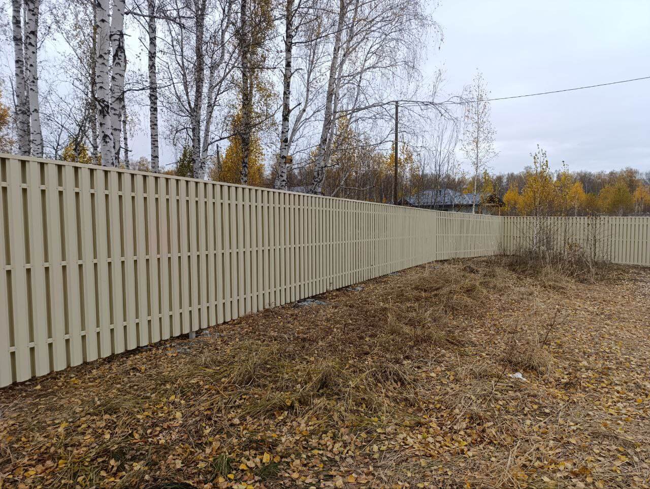 Забор из евроштакетника 140м RAL1015/1015 Слоновая Кость двусторонний фото 1 в Владимире