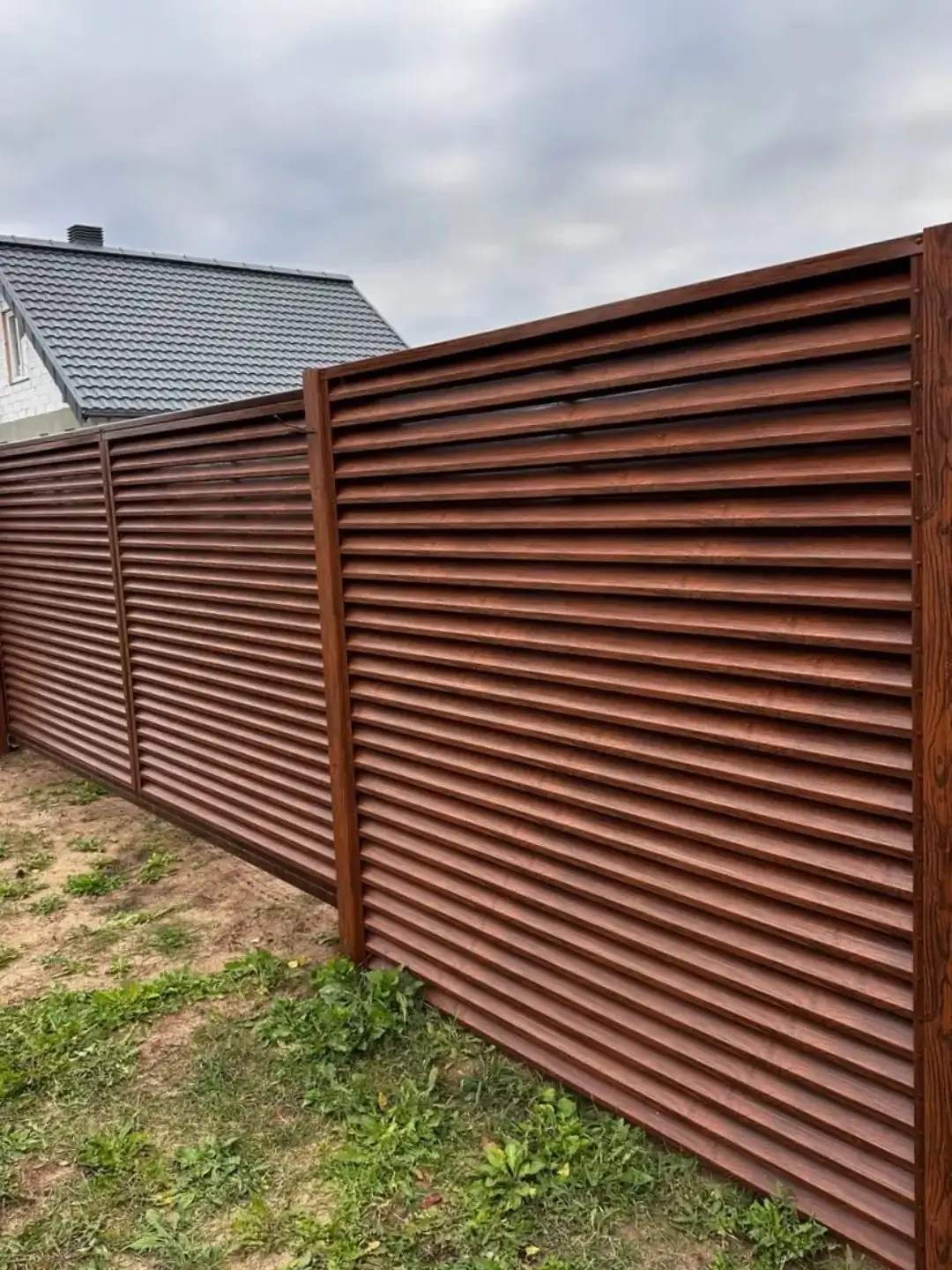 Забор-жалюзи из ламелей ЭКО-Z 58м Темный Дуб 3D Принтек фото 1 в Владимире