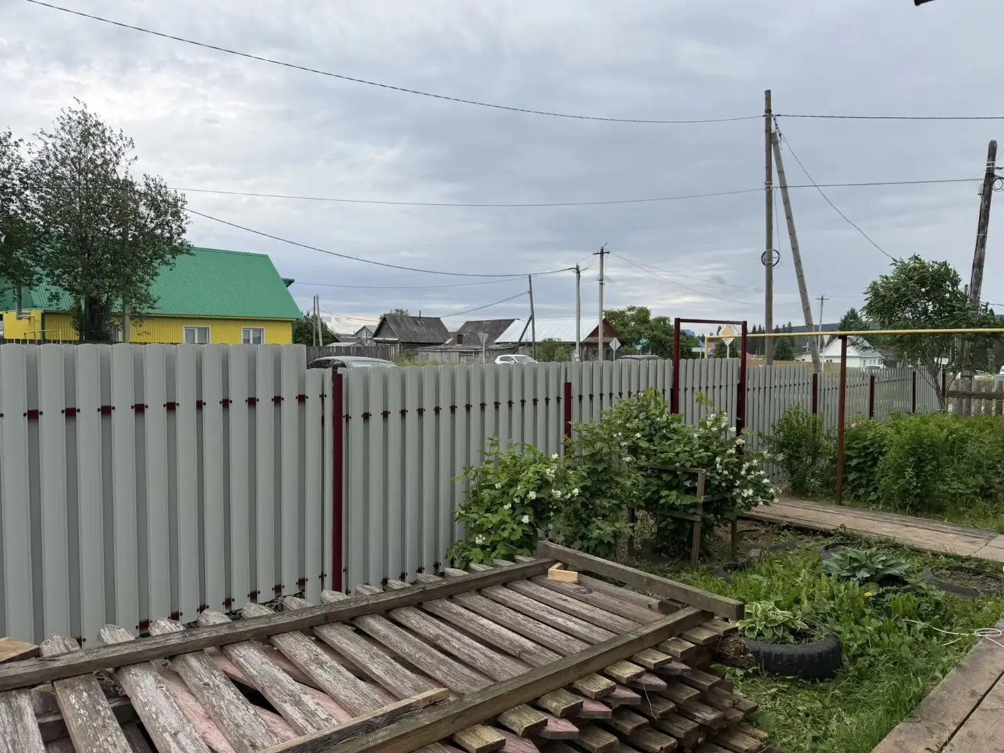 Забор из евроштакетника 24м RAL3005/3005 Красное Вино двусторонний фото 5 в Владимире